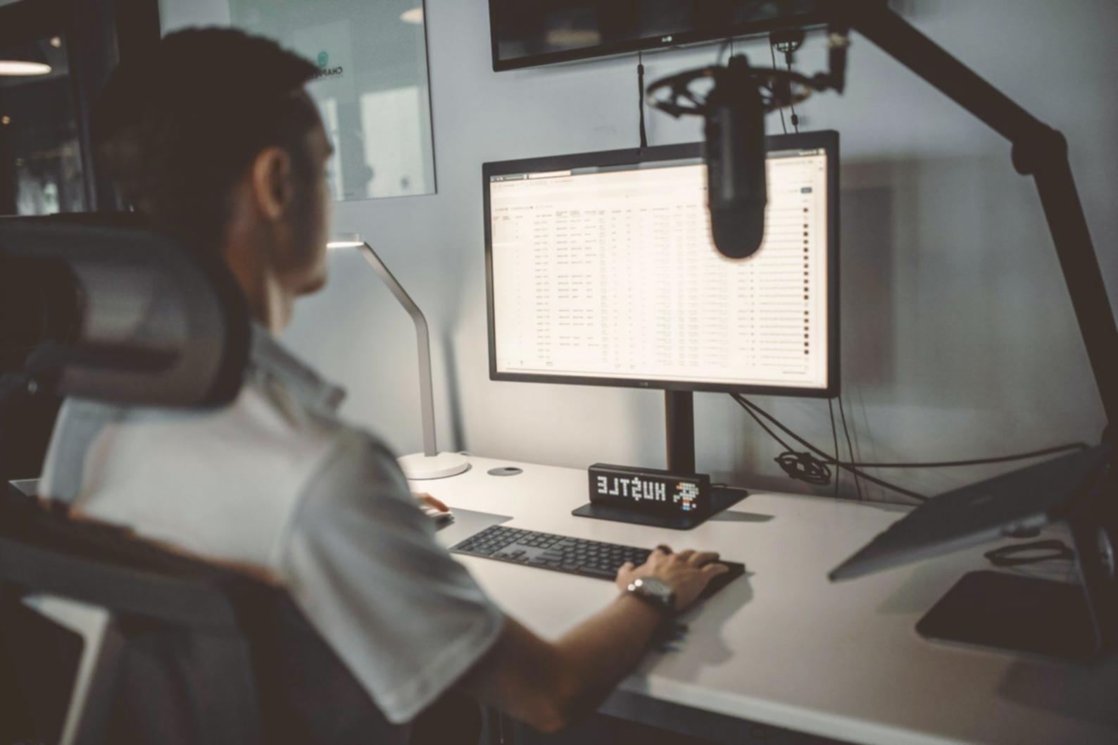 Erfolgreiche Absolventen des Banking-Sicherheitsprogramms